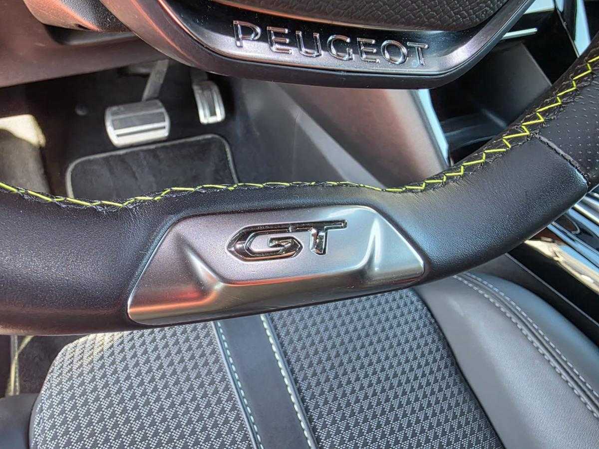 peugeot-208-2022-gasolina-1199cc