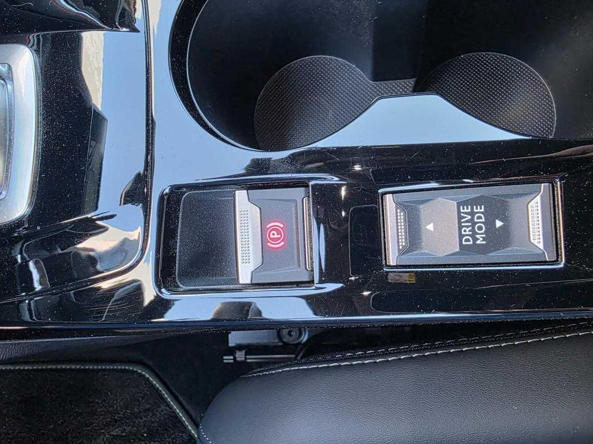 peugeot-208-2022-gasolina-1199cc