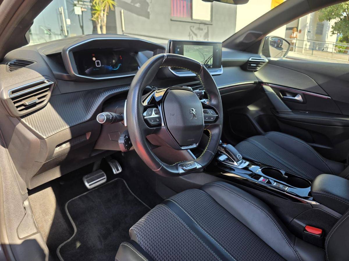 peugeot-208-2022-gasolina-1199cc