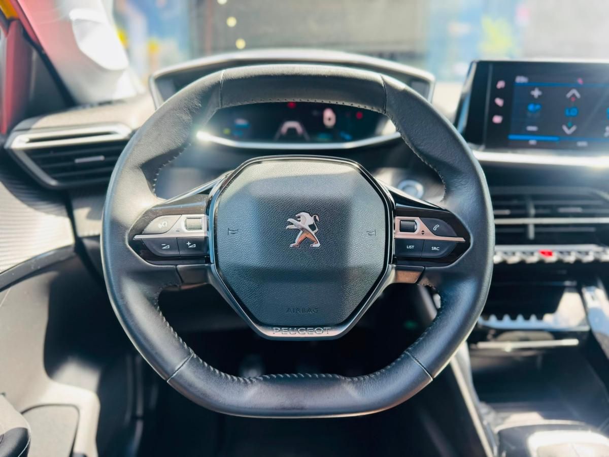 peugeot-208-2022-gasolina-1199cc