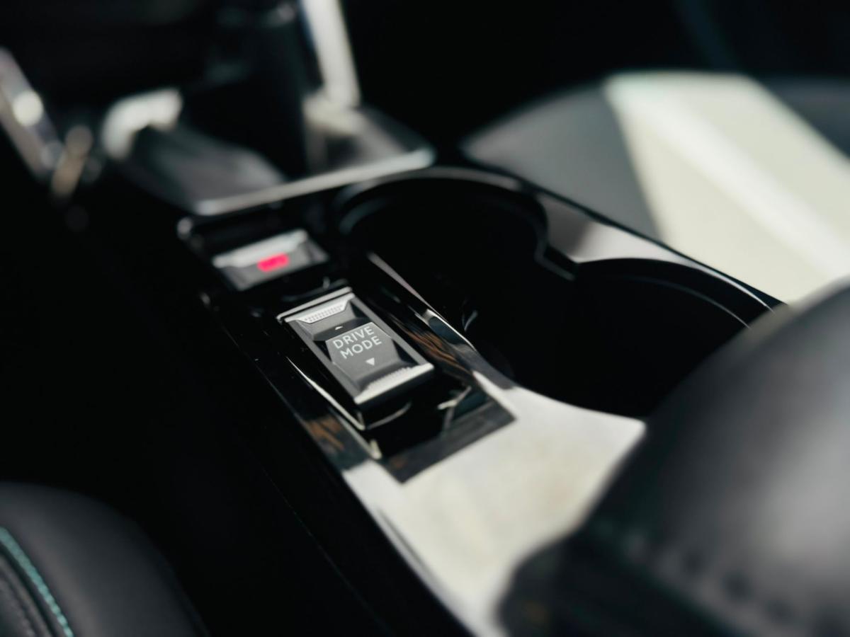 peugeot-208-2022-gasolina-1199cc