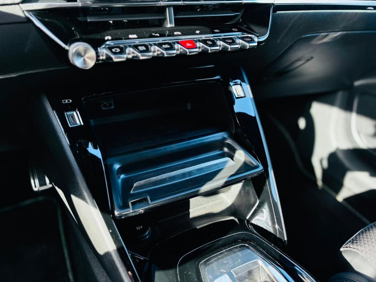 peugeot-208-2022-gasolina-1199cc