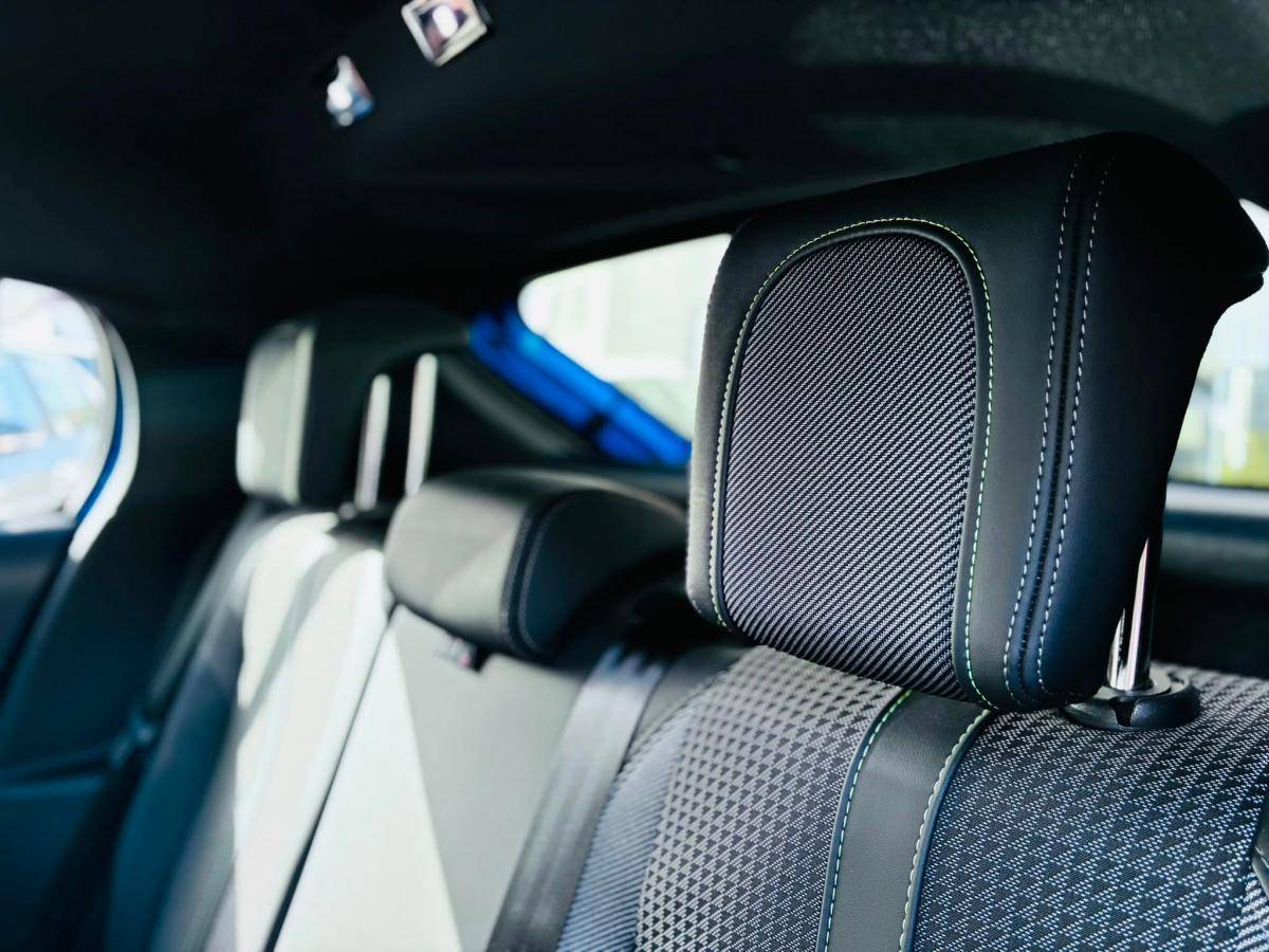 peugeot-208-2022-gasolina-1199cc