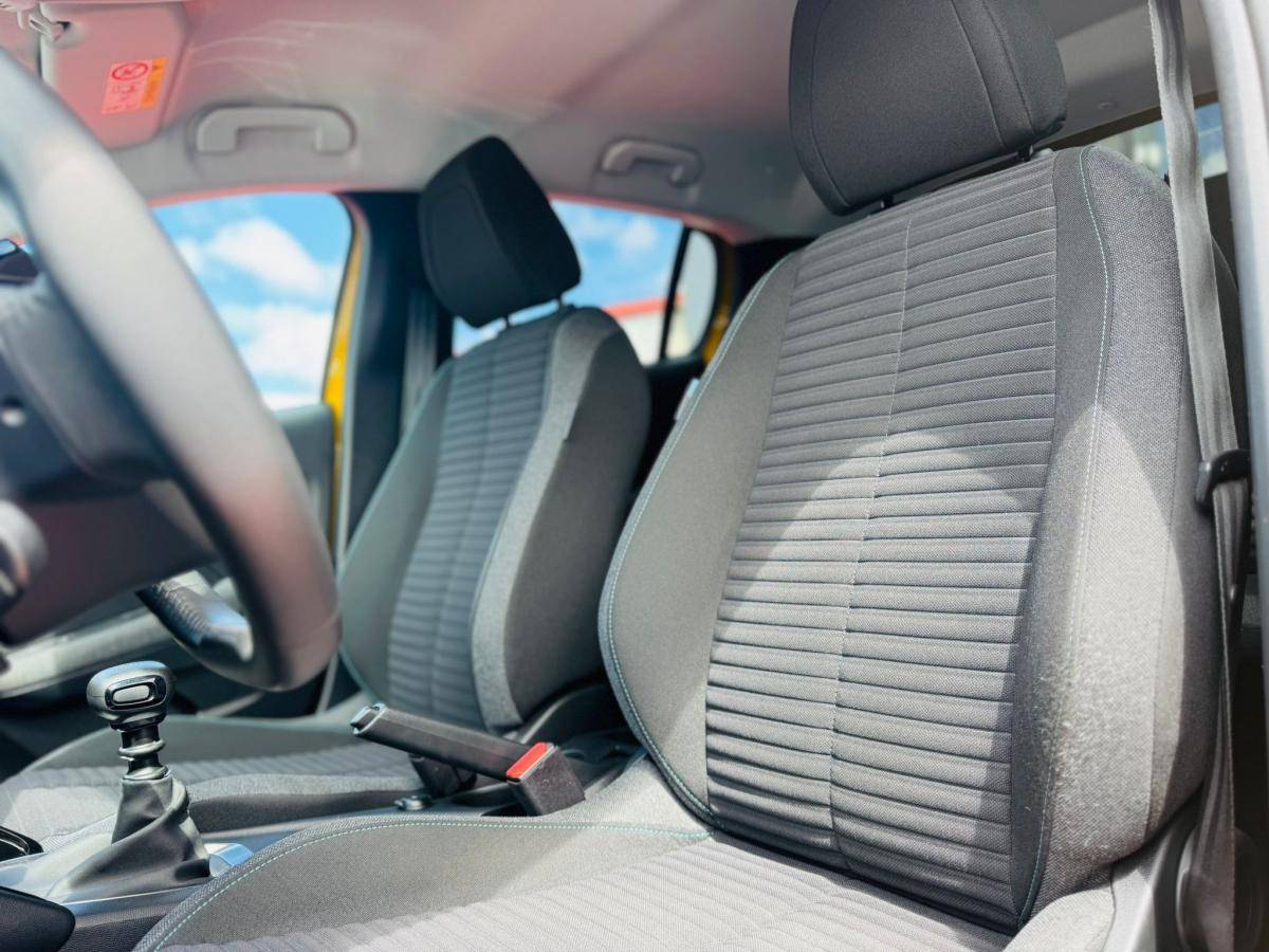 peugeot-208-2023-gasolina-1199cc