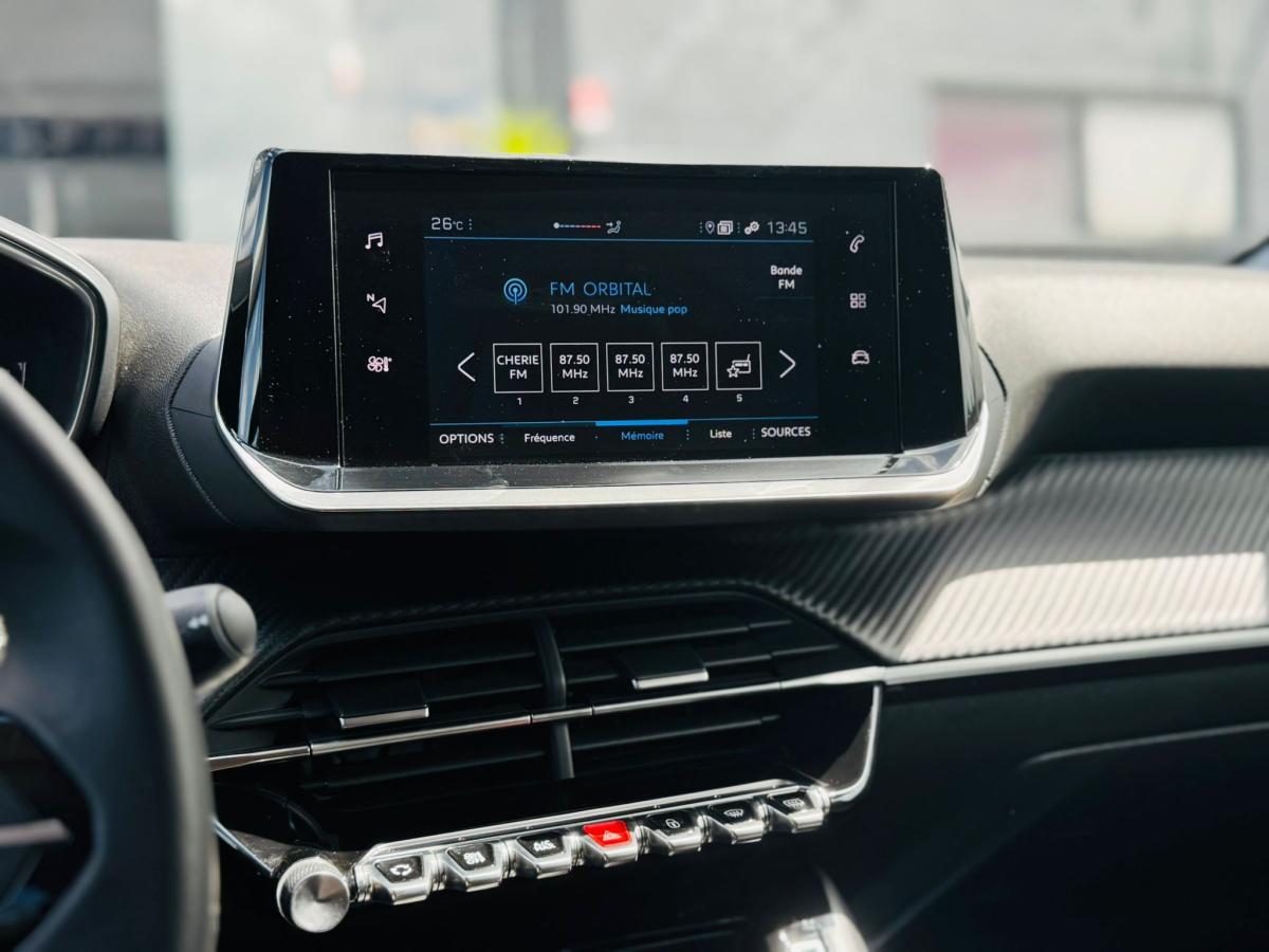 peugeot-208-2023-gasolina-1199cc