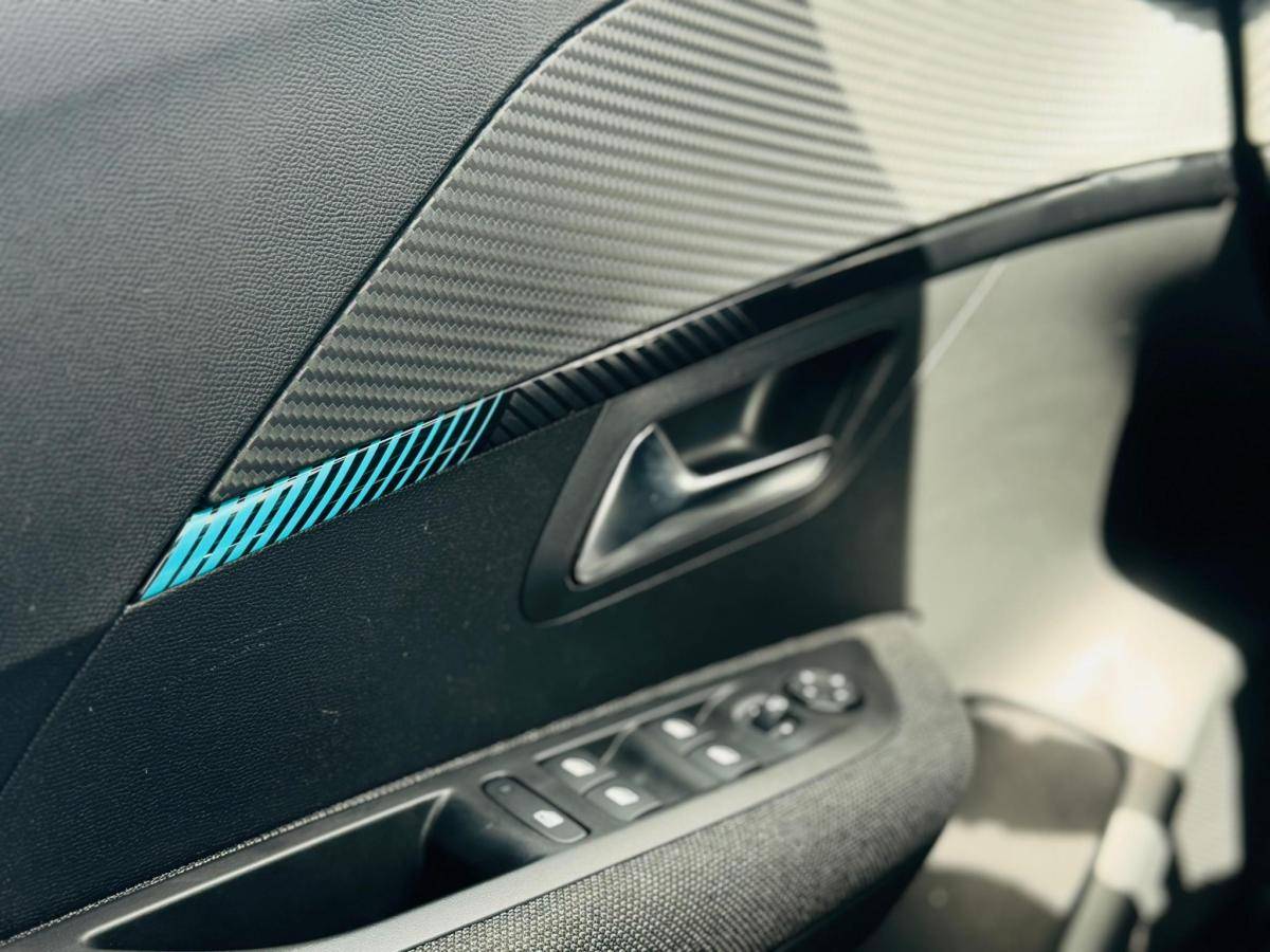 peugeot-208-2023-gasolina-1199cc