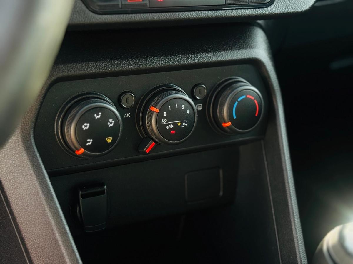 dacia-sandero-2024-gpl-999cc