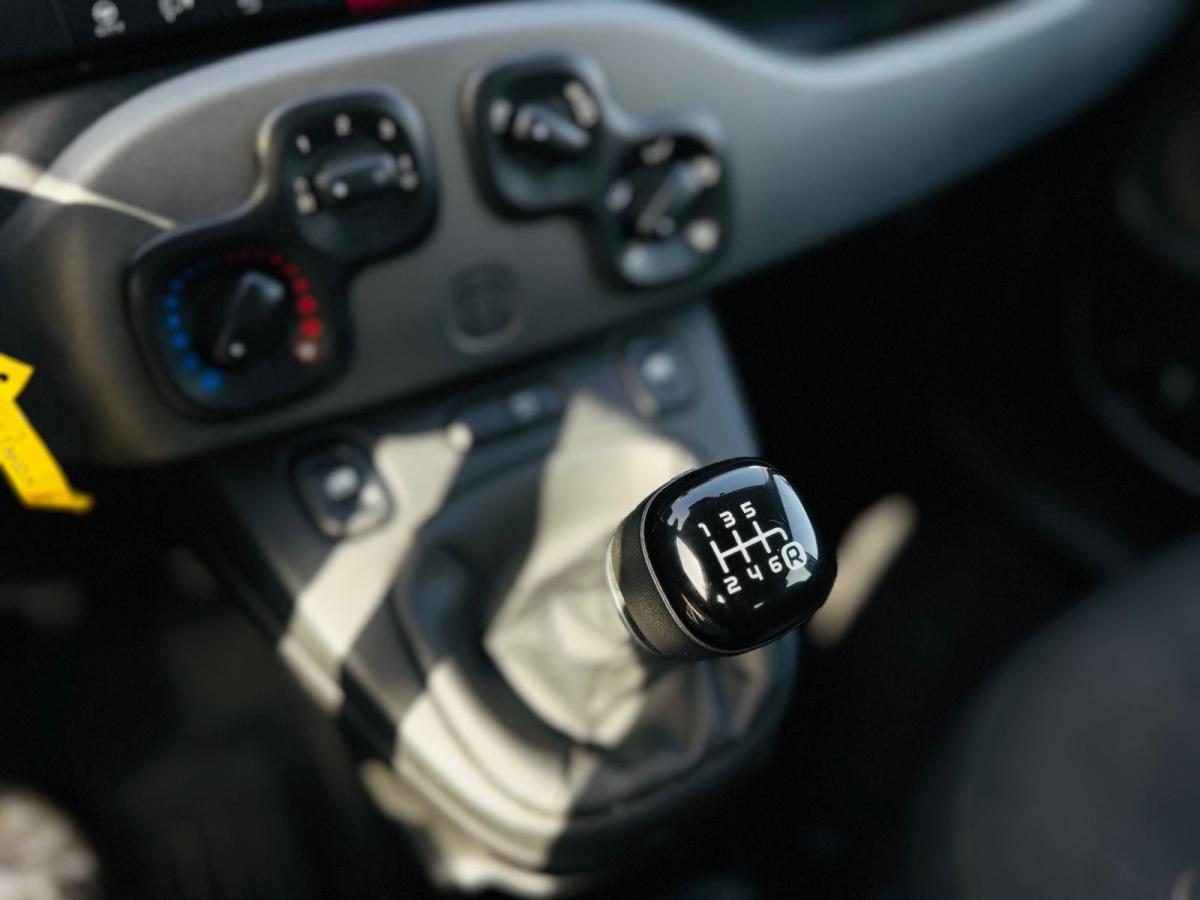 fiat-panda-2022-hibrido-a-gasolina-999cc