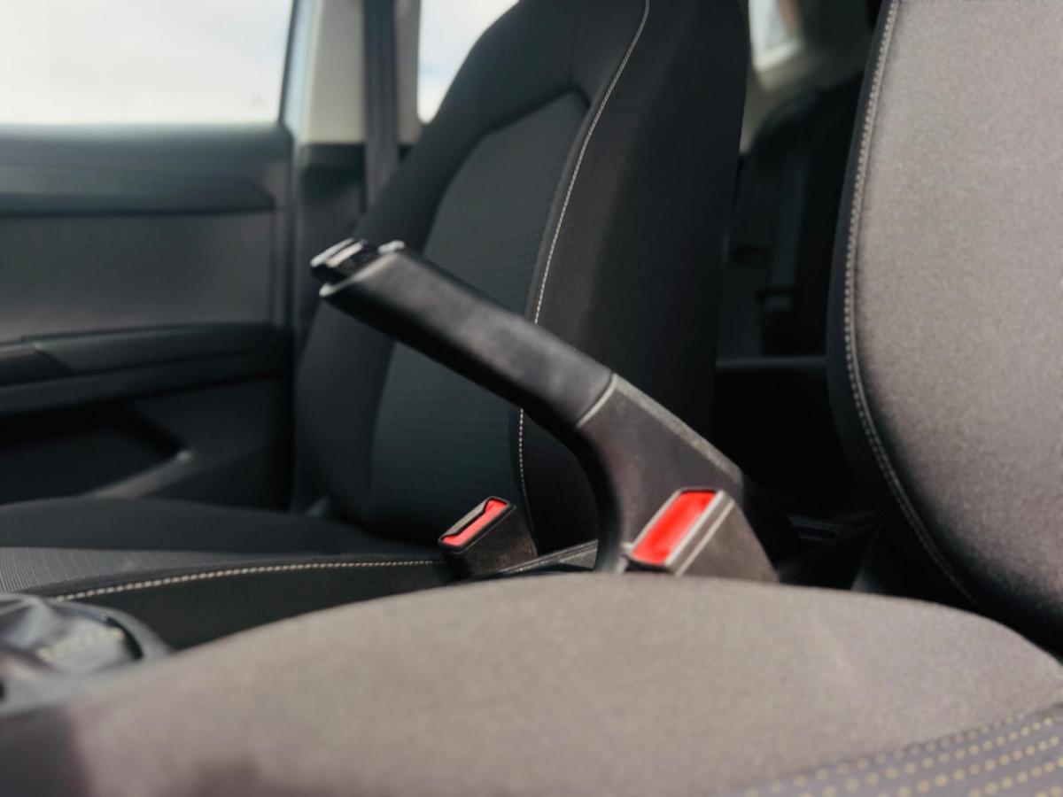 seat-ibiza-2023-gasolina-999cc