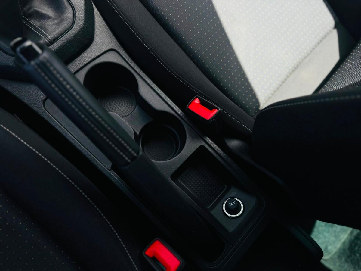 seat-ibiza-2023-gasolina-999cc
