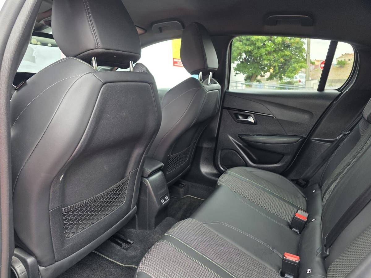 peugeot-208-2023-gasolina-1199cc