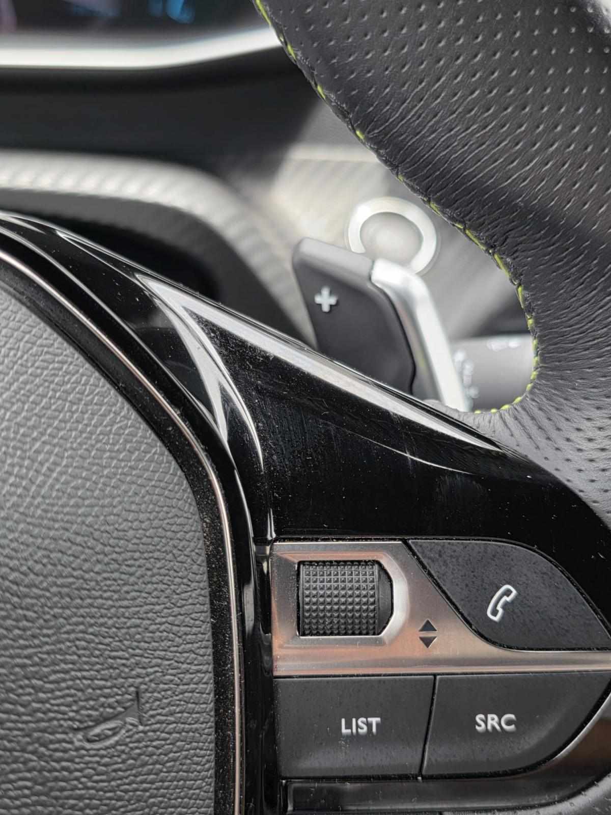 peugeot-208-2023-gasolina-1199cc