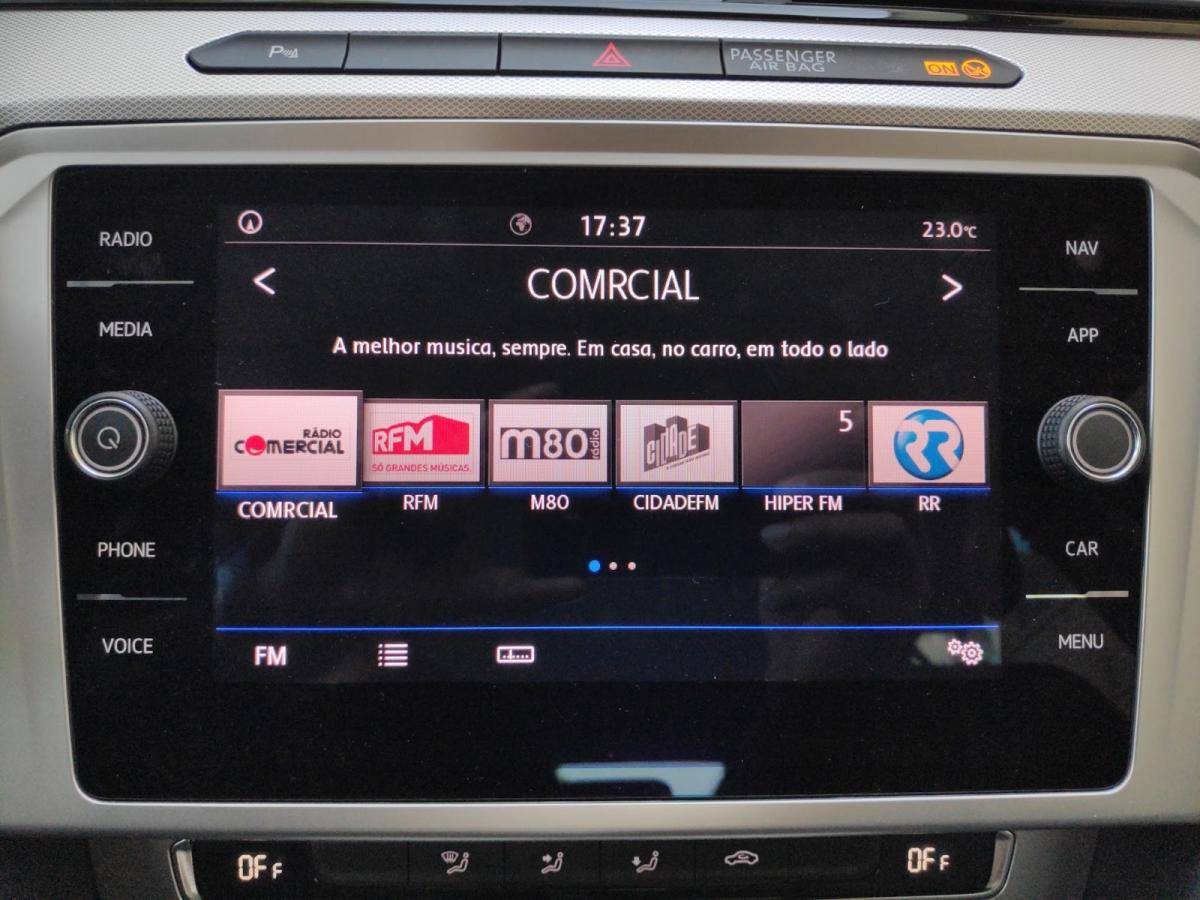 volkswagen-passat-variant-2019-diesel-1598cc