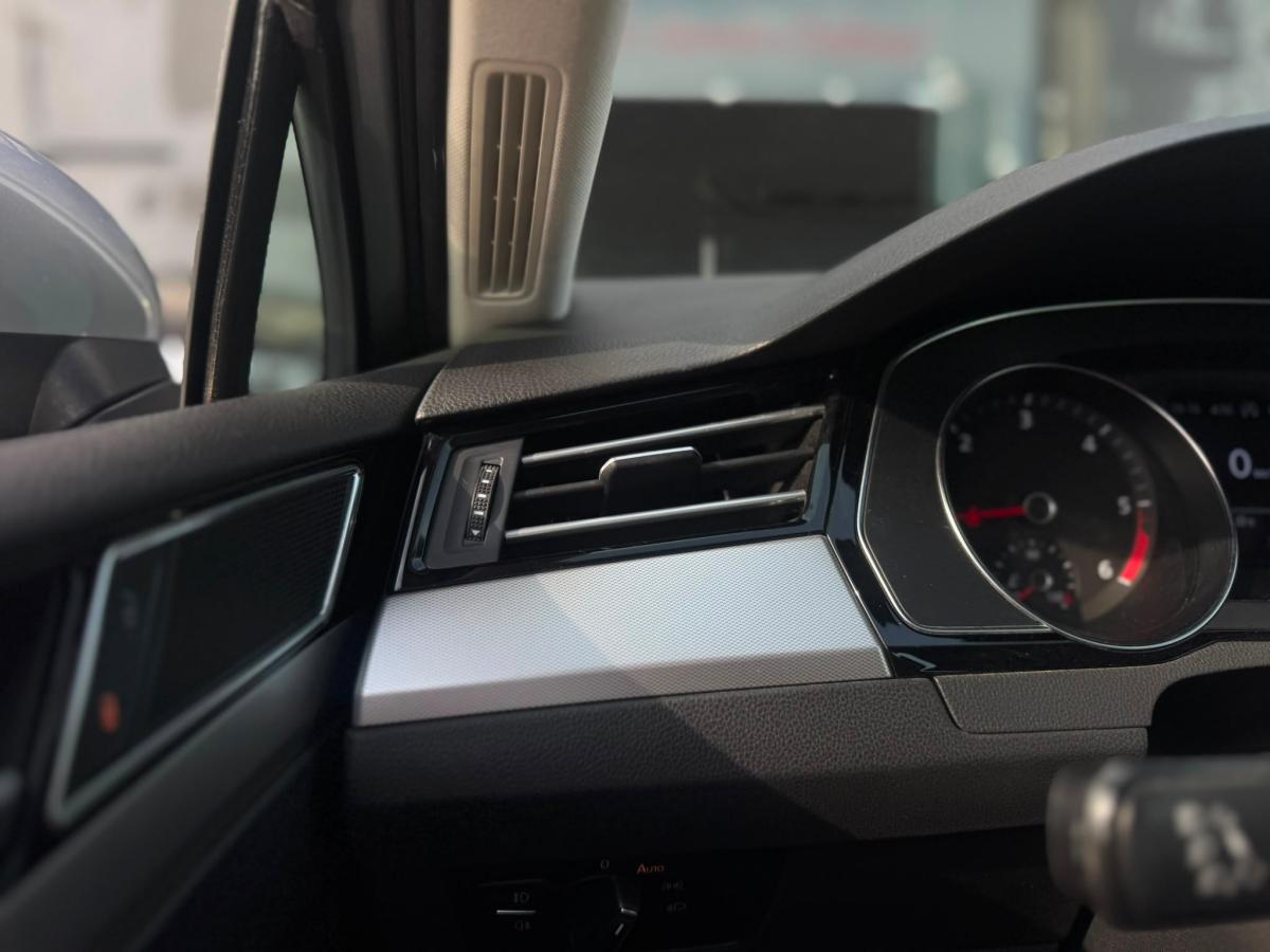 volkswagen-passat-variant-2019-diesel-1598cc