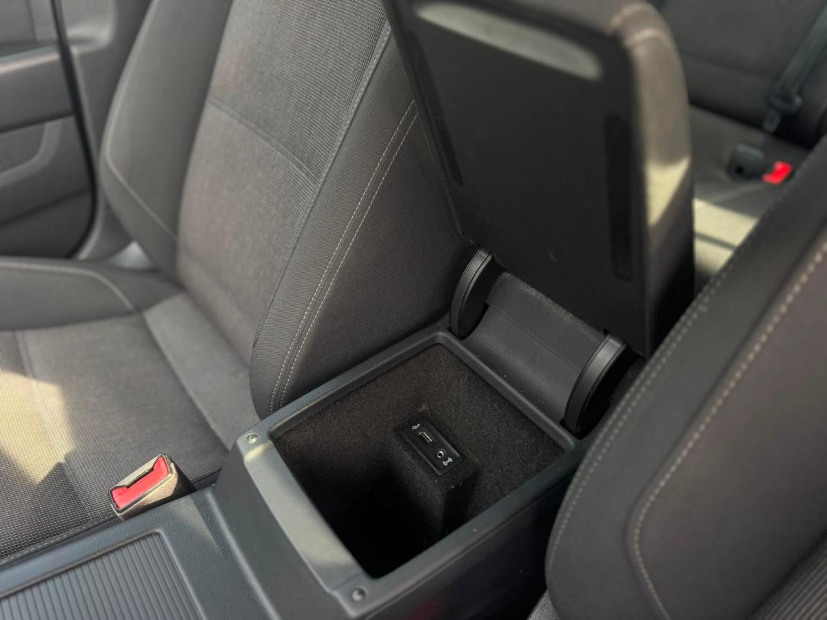 volkswagen-passat-variant-2019-diesel-1598cc