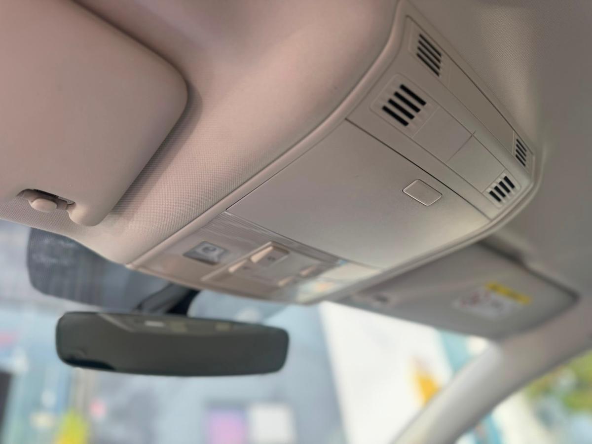volkswagen-passat-variant-2019-diesel-1598cc
