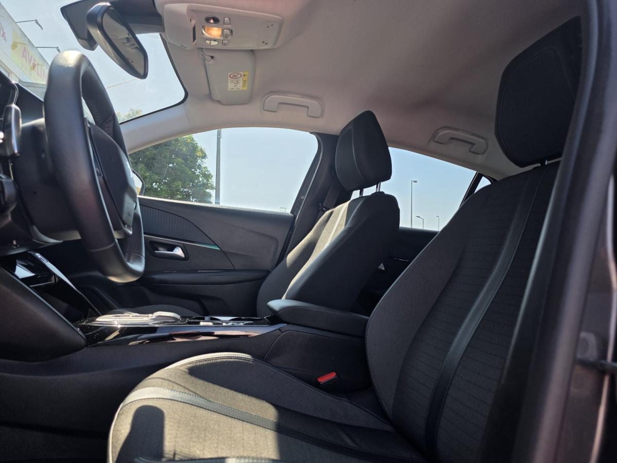 peugeot-208-2022-gasolina-1199cc