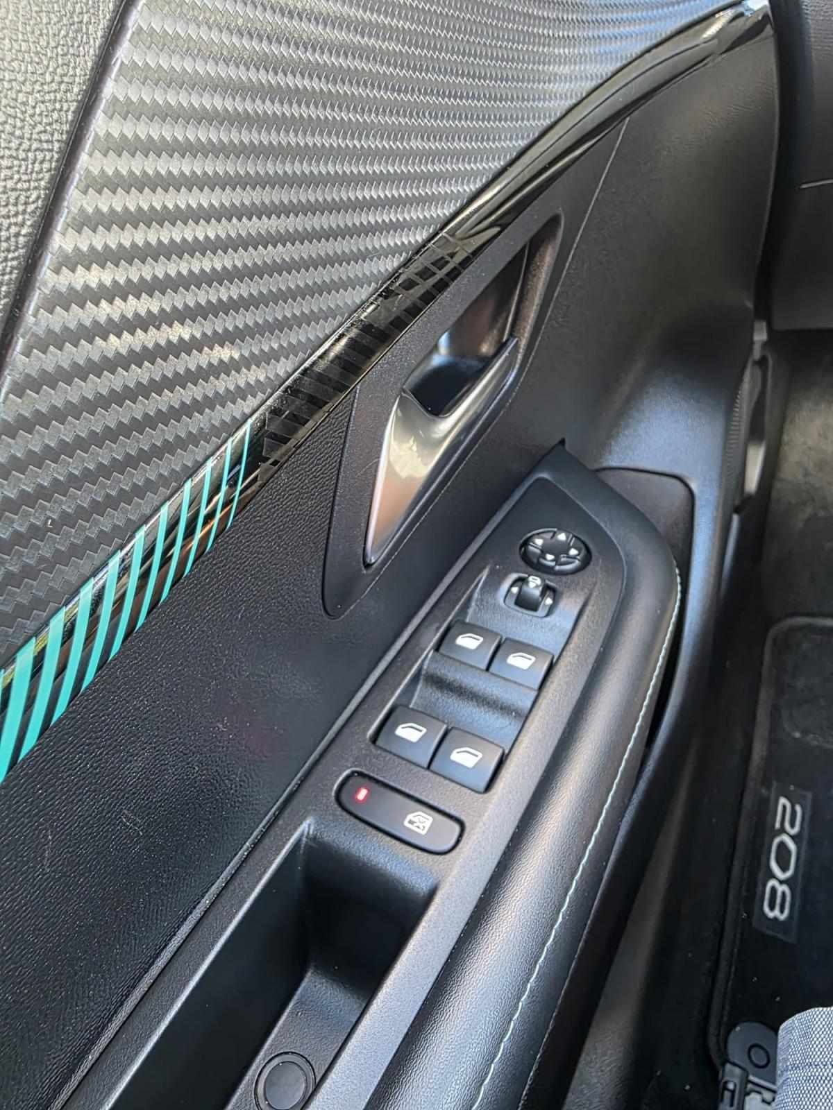 peugeot-208-2022-gasolina-1199cc