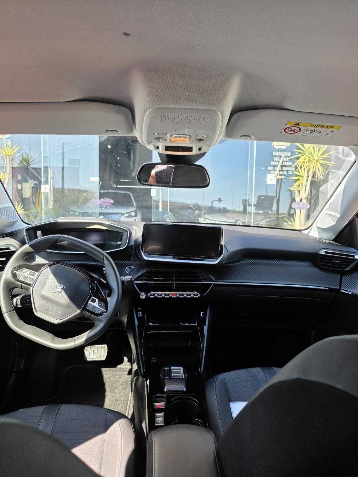 peugeot-208-2022-gasolina-1199cc
