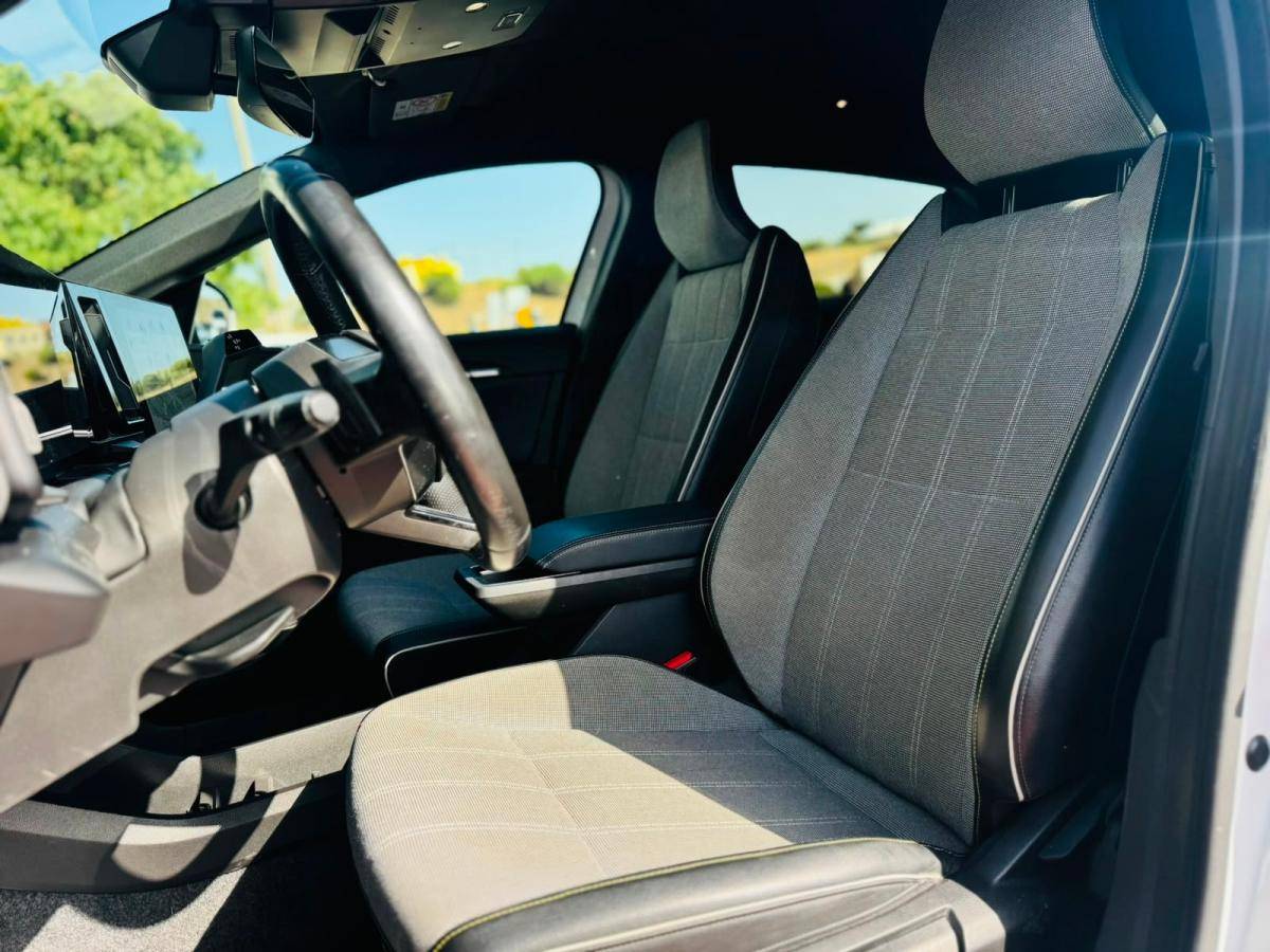renault-megane-e-tech-2022-eletrico-0cc