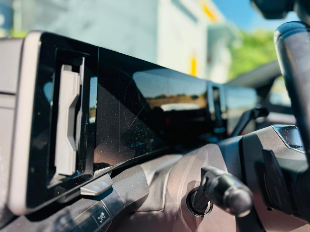 renault-megane-e-tech-2022-eletrico-0cc