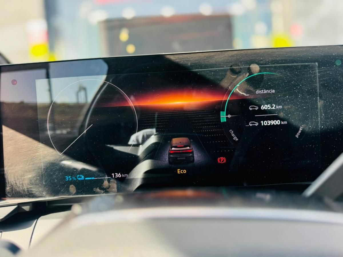 renault-megane-e-tech-2022-eletrico-0cc