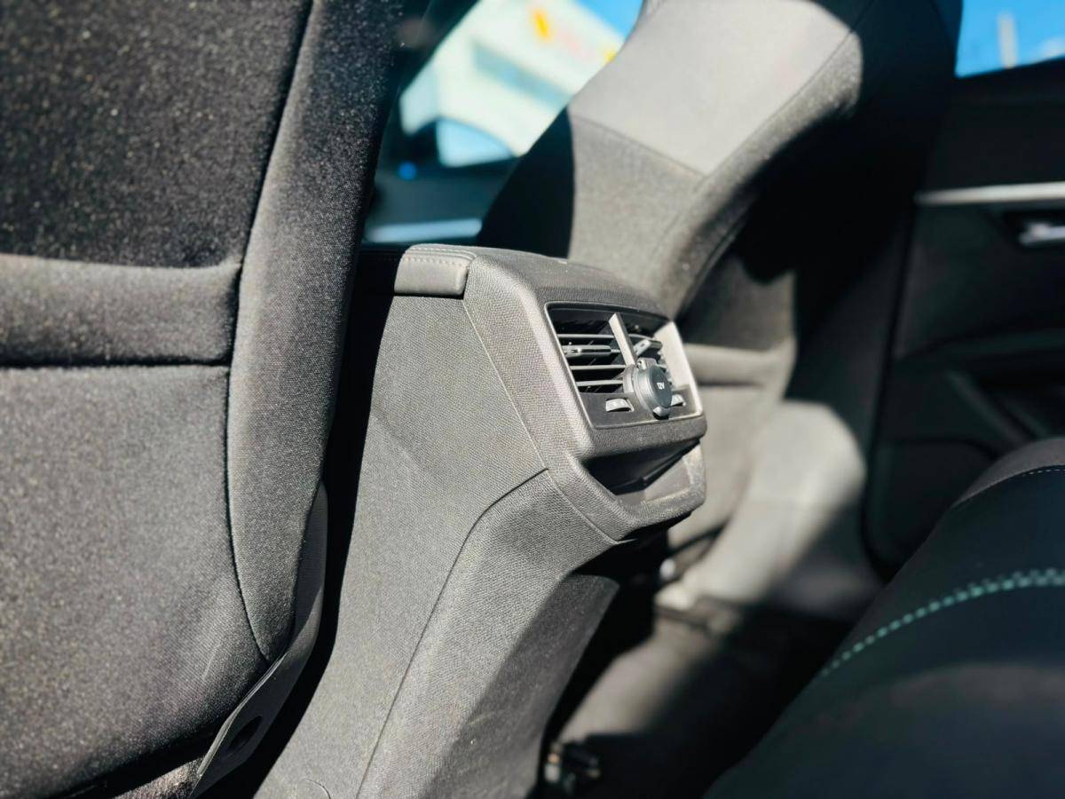 peugeot-3008-2023-hibrido-a-gasolina-1598cc