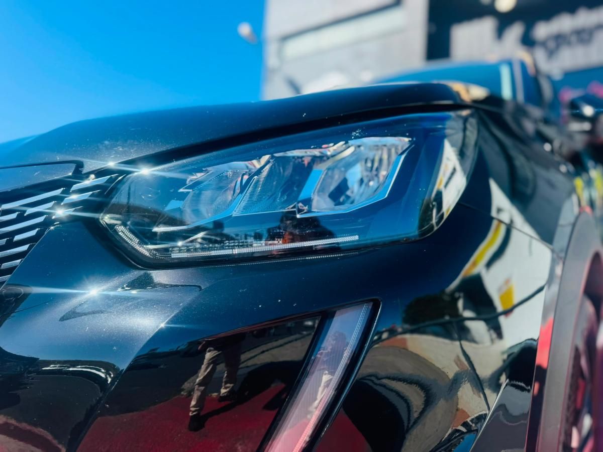 peugeot-2008-2022-gasolina-1199cc