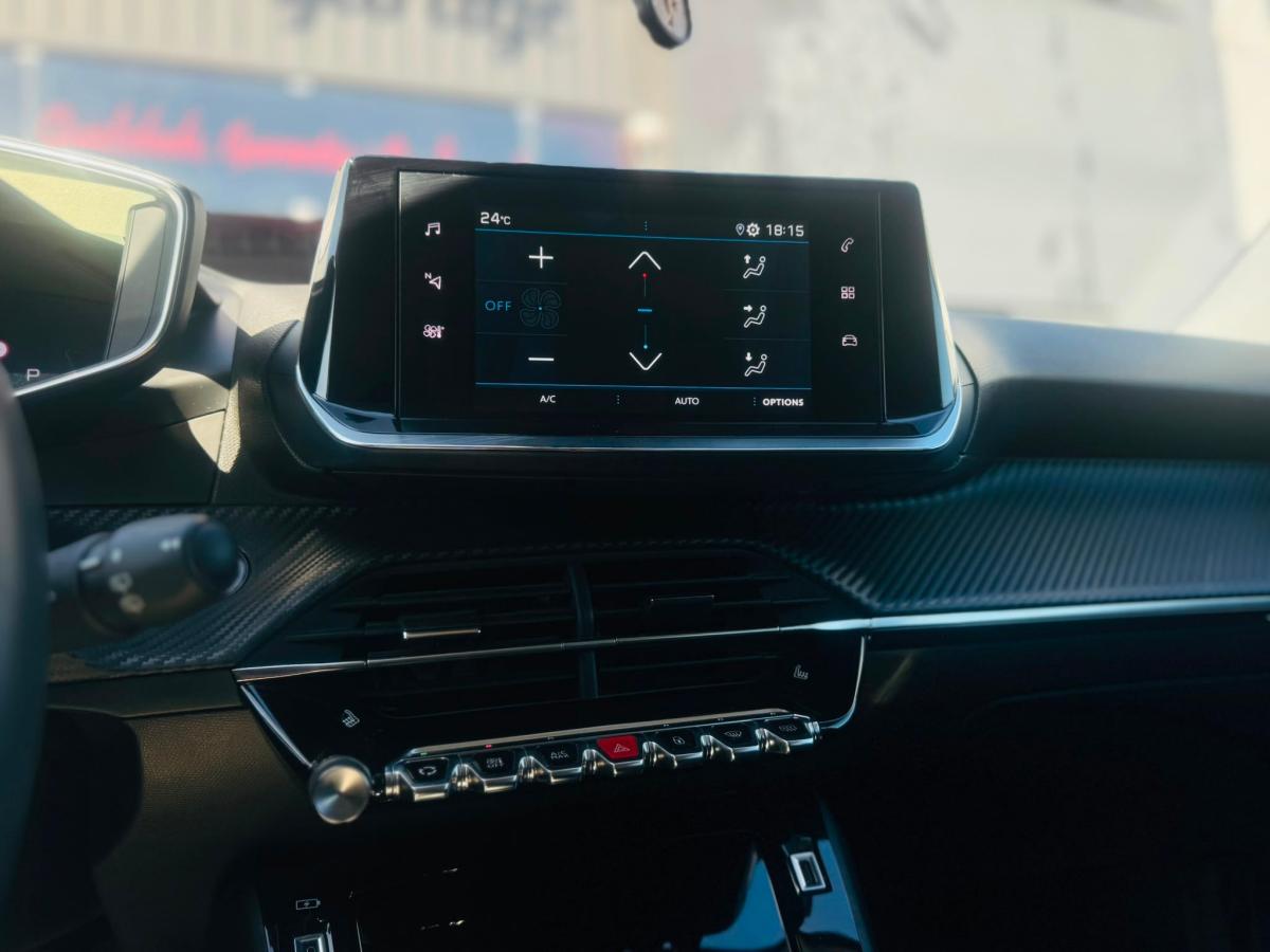 peugeot-2008-2022-gasolina-1199cc
