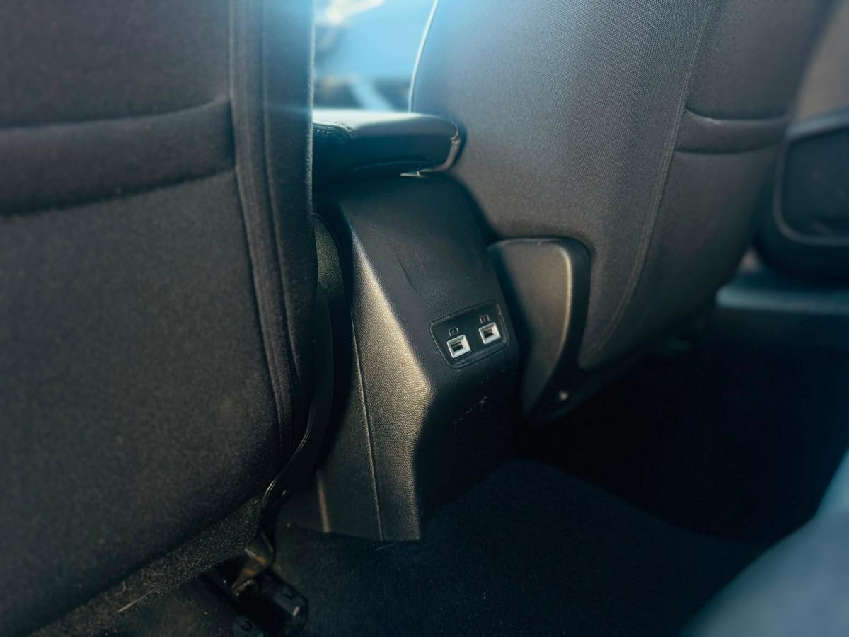 peugeot-2008-2022-gasolina-1199cc