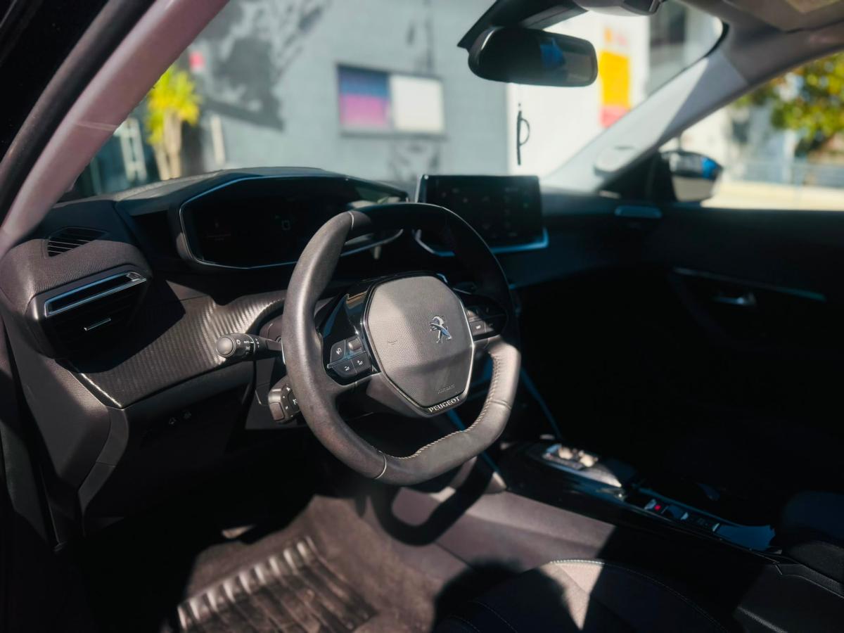 peugeot-2008-2022-gasolina-1199cc