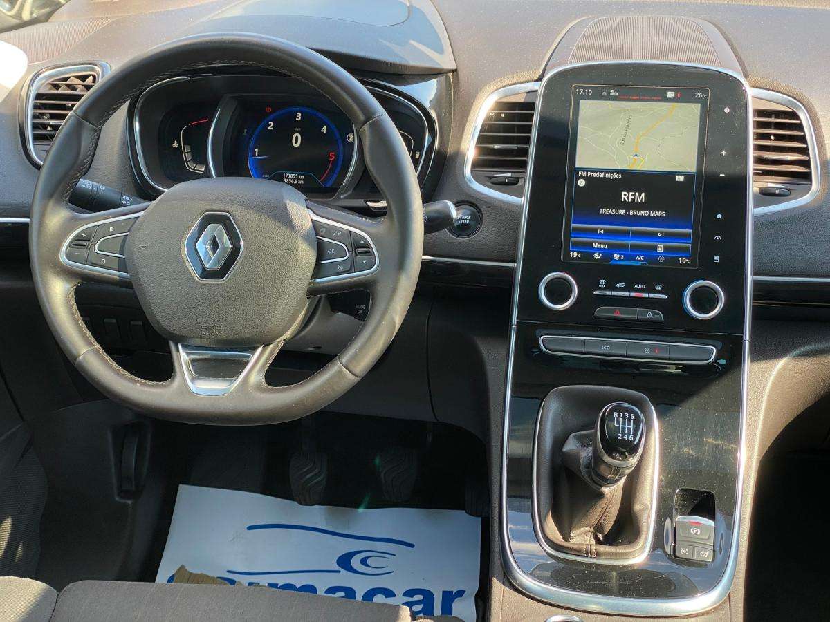 renault-espace-2016-diesel-1598cc
