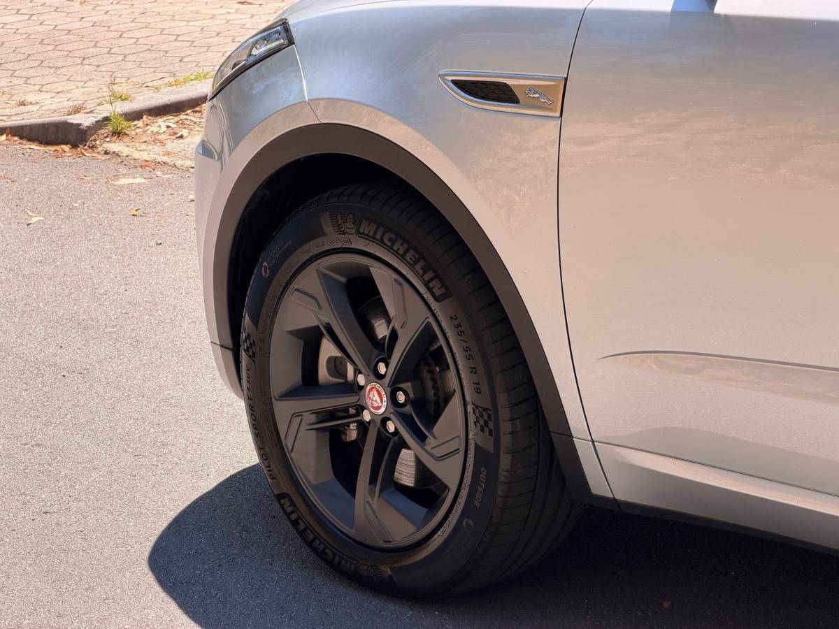 jaguar-e-pace-2023-hibrido-a-gasolina-1498cc