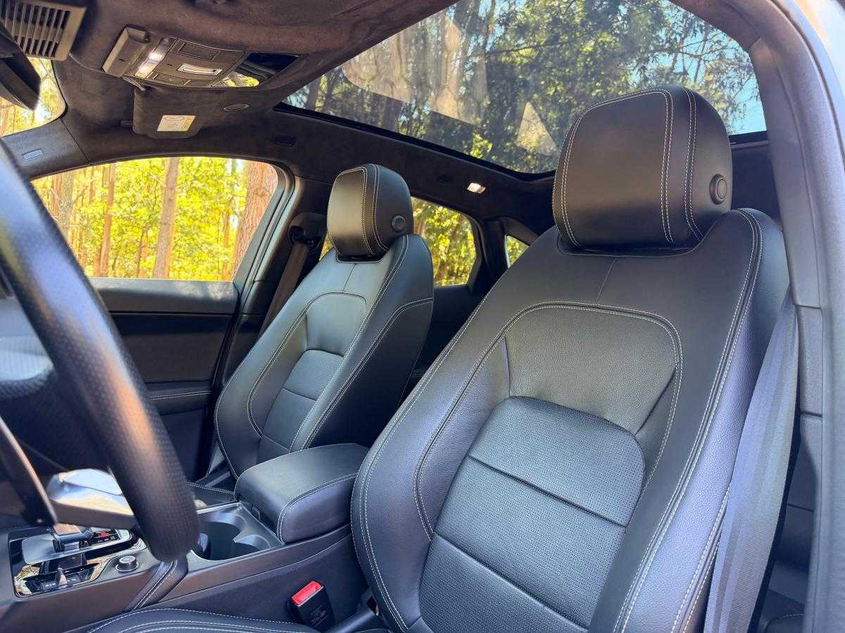 jaguar-e-pace-2023-hibrido-a-gasolina-1498cc