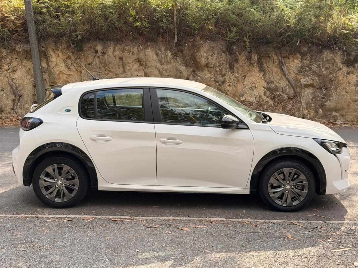 peugeot-208-2022-eletrico-0cc