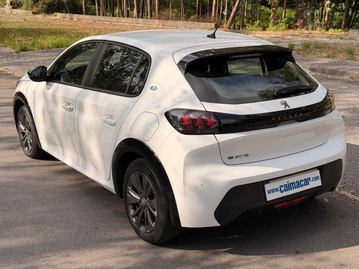 peugeot-208-2022-eletrico-0cc