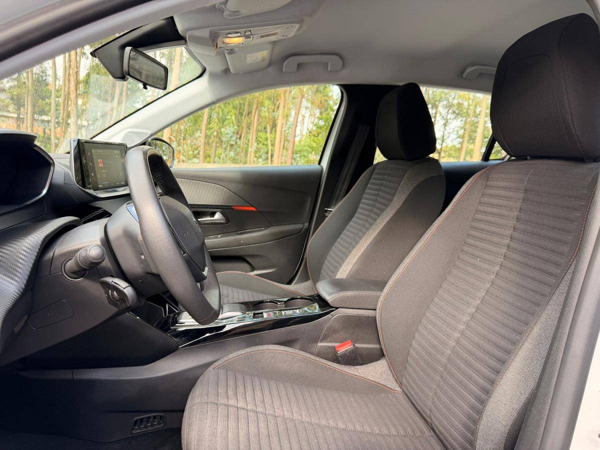peugeot-208-2022-eletrico-0cc