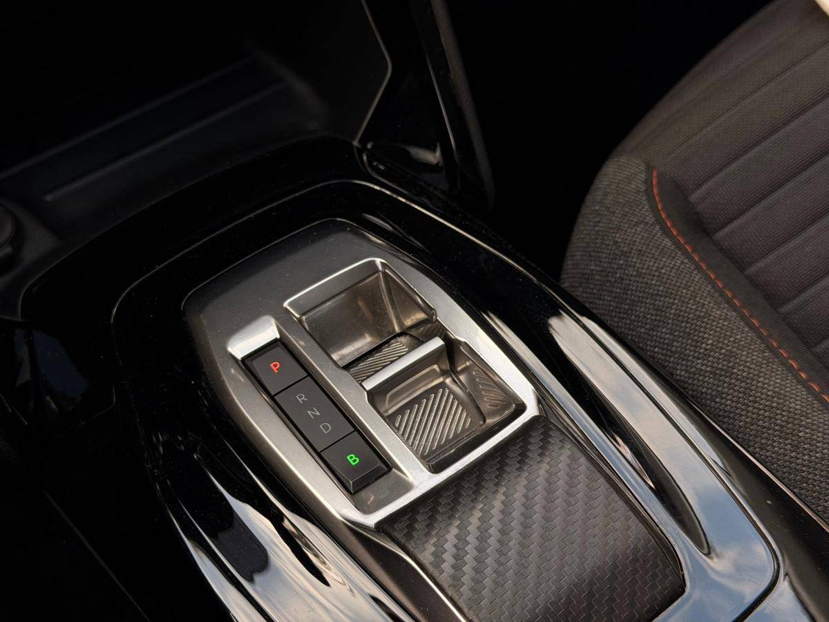 peugeot-208-2022-eletrico-0cc