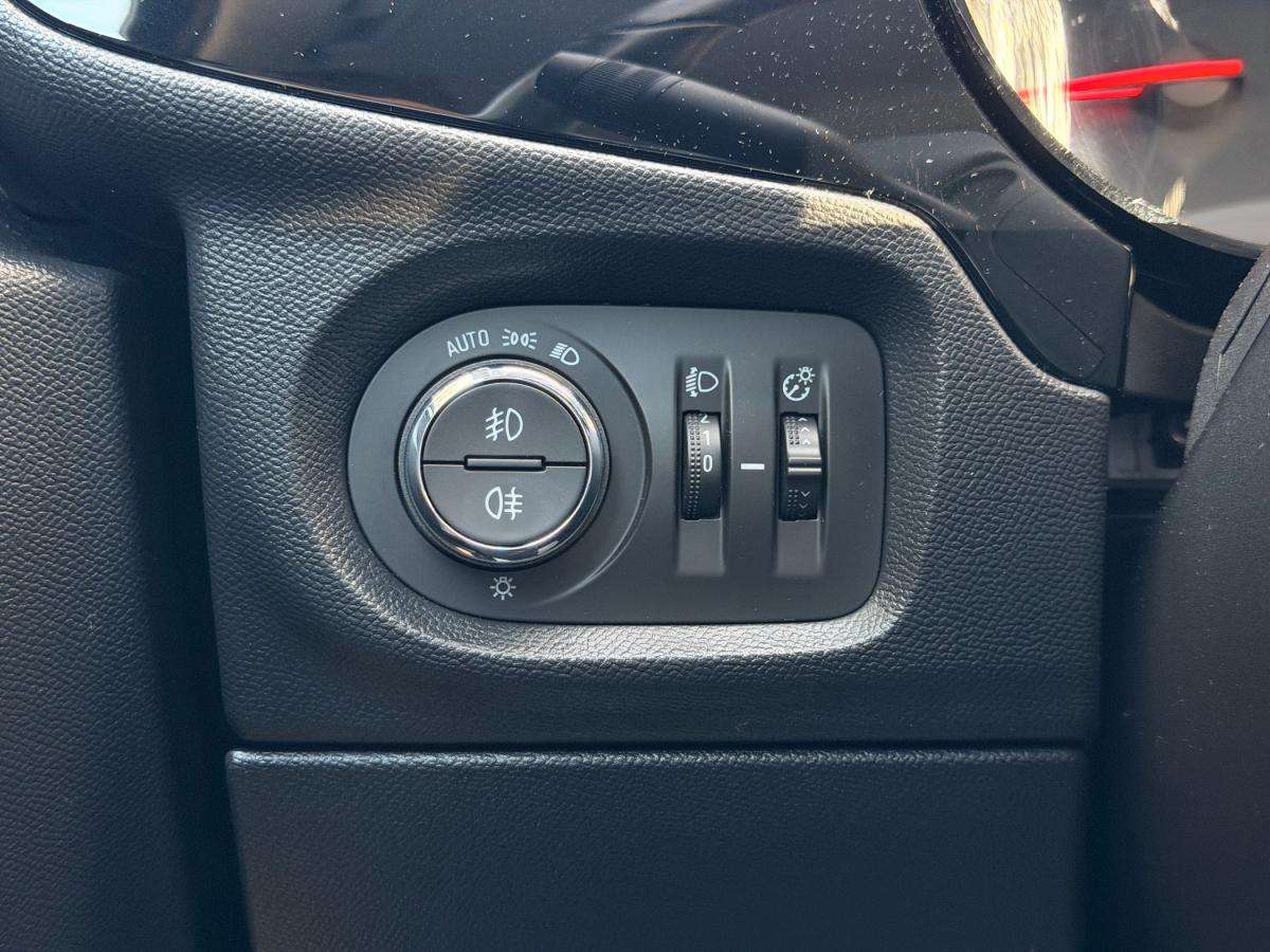 opel-corsa-2022-diesel-1499cc