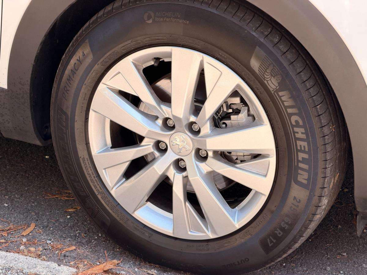peugeot-3008-2018-diesel-1560cc