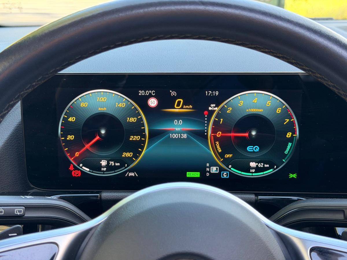 mercedes-benz-gla-2022-hibrido-a-gasolina-1332cc