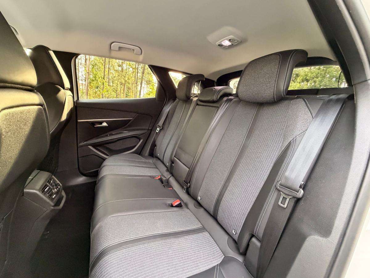 peugeot-3008-2022-diesel-1499cc
