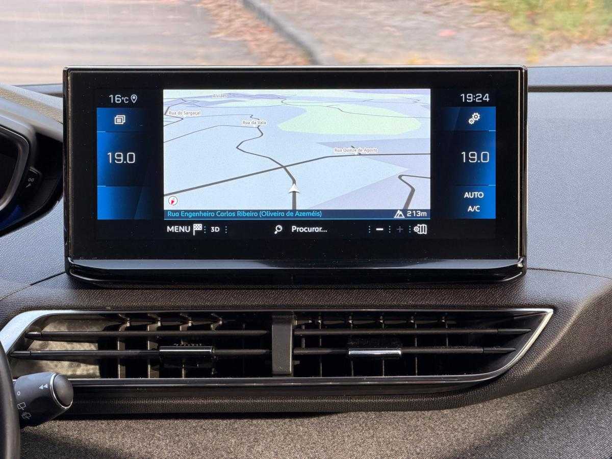 peugeot-3008-2022-diesel-1499cc