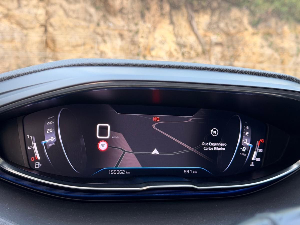 peugeot-3008-2022-diesel-1499cc