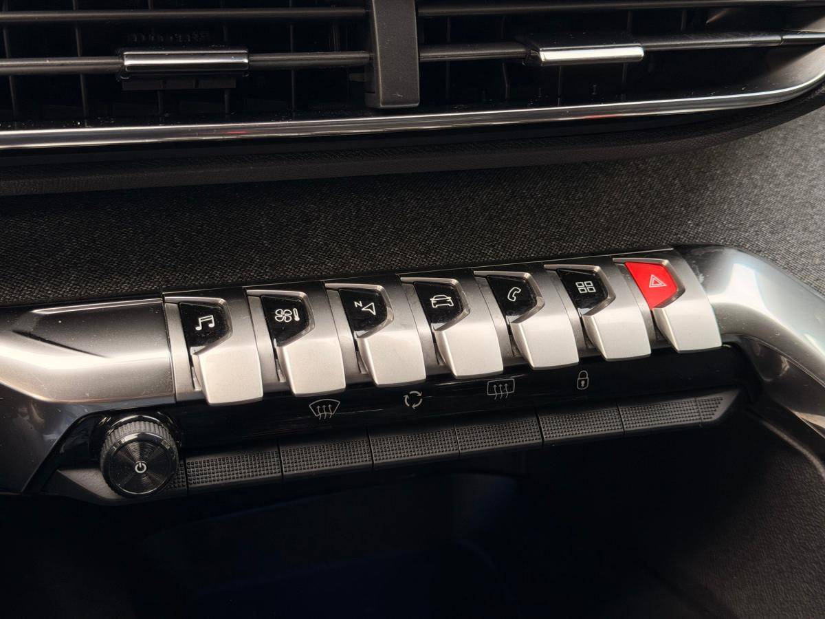 peugeot-3008-2022-diesel-1499cc