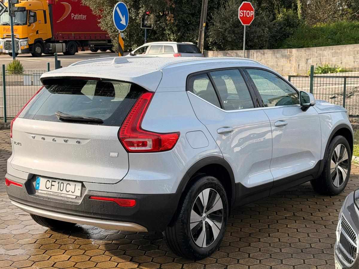 volvo-xc40-2021-hibrido-a-gasolina-1477cc