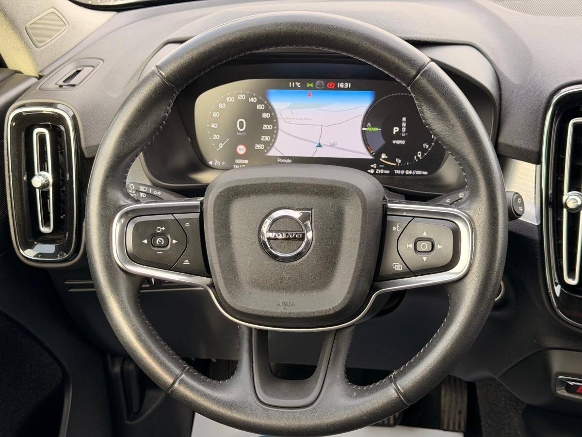 volvo-xc40-2021-hibrido-a-gasolina-1477cc