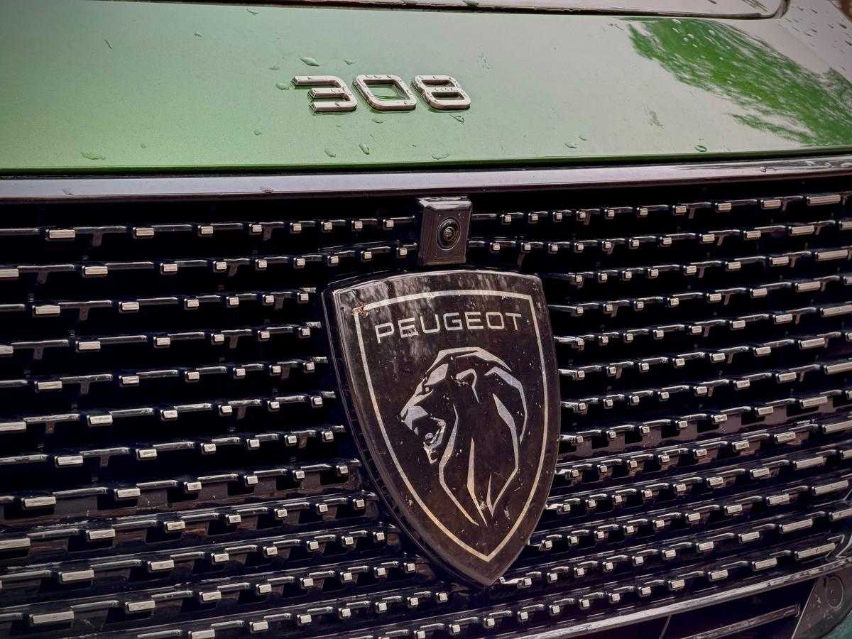 peugeot-308-2022-gasolina-1199cc