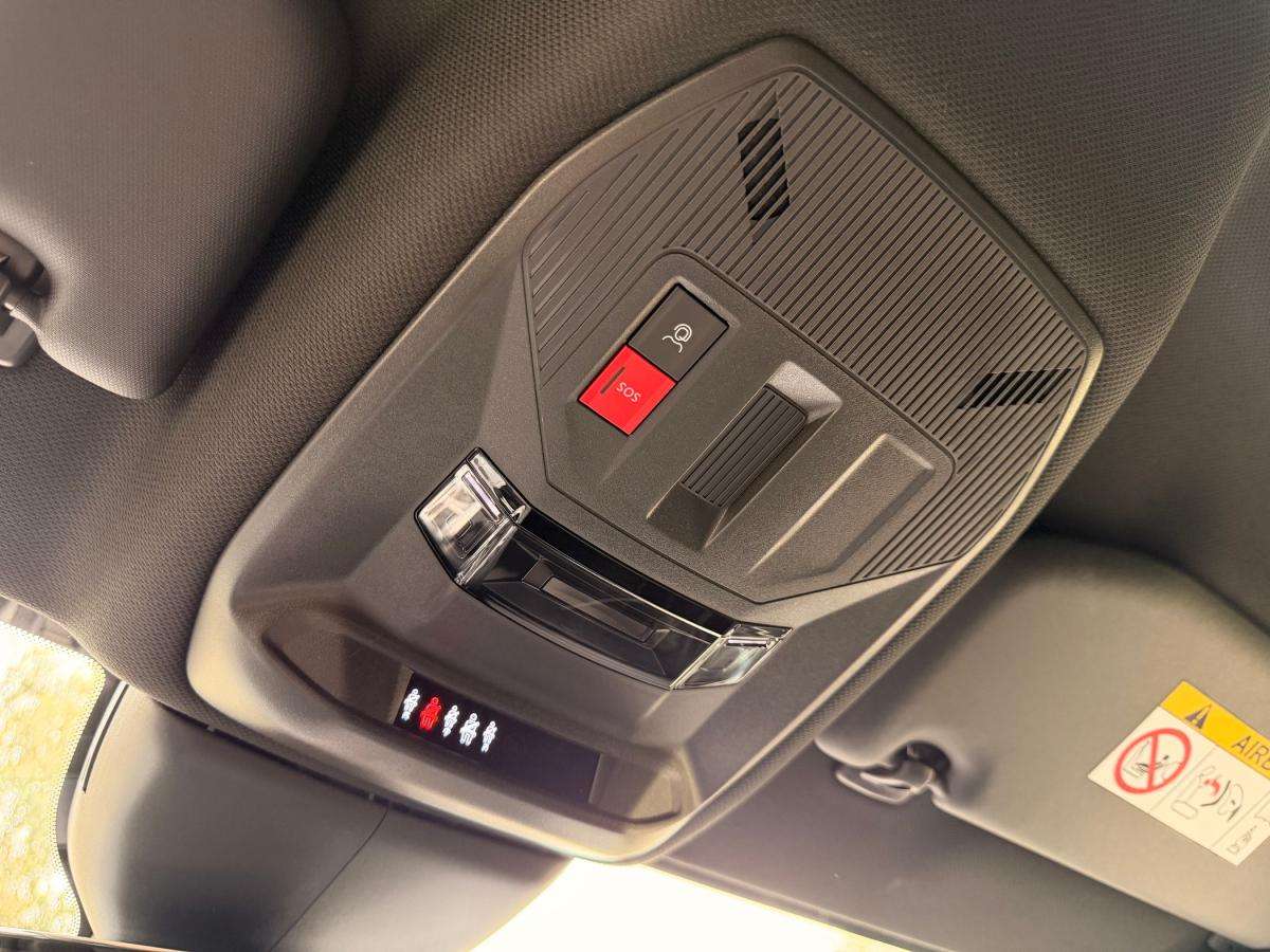 peugeot-308-2022-gasolina-1199cc