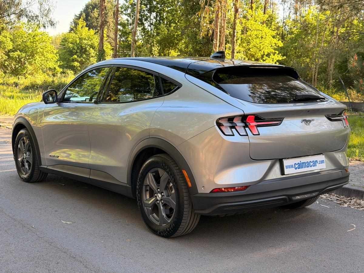 ford-mustang-2021-eletrico-0cc